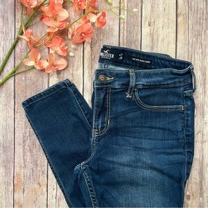 Hollister Low-Rise Super Skinny Jeans